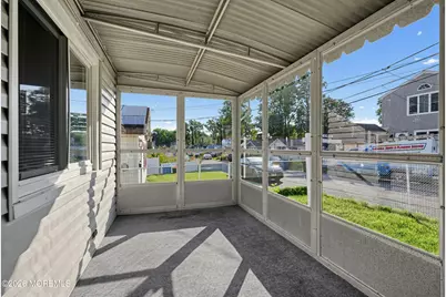 31 Pacific Boulevard, Keyport, NJ 07735 - Photo 3
