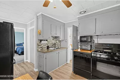 31 Pacific Boulevard, Keyport, NJ 07735 - Photo 7
