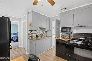 31 Pacific Blvd, Keyport, NJ 07735 - Photo 7