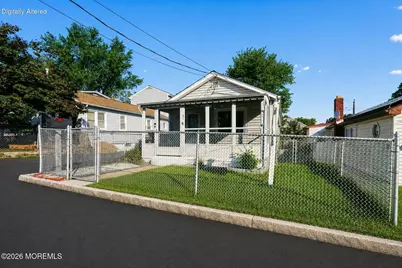 31 Pacific Boulevard, Keyport, NJ 07735 - Photo 1