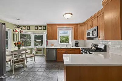 47 Birchwood Court, Tinton Falls, NJ 07724 - Photo 15