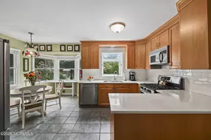 47 Birchwood Ct, Tinton Falls, NJ 07724 - Photo 15