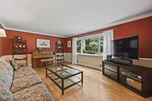 47 Birchwood Ct, Tinton Falls, NJ 07724 - Photo 7