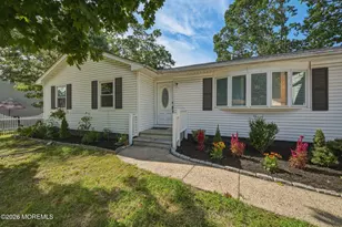 328 Mizzen Ave, Beachwood, NJ 08722 - Photo 3