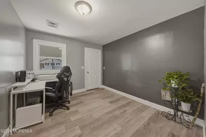 328 Mizzen Avenue, Beachwood, NJ 08722 - Photo 7