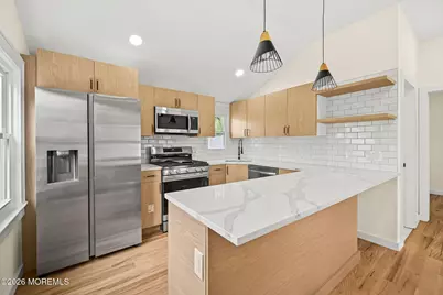 181 Hilltop Boulevard, Keyport, NJ 07735 - Photo 7