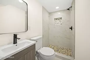 181 Hilltop Blvd, Keyport, NJ 07735 - Photo 21