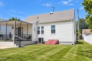 162 Seabreeze Way, Keansburg, NJ 07734 - Photo 13