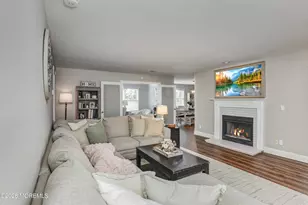 520 Waters Edge Dr, Toms River Township, NJ 08753 - Photo 1
