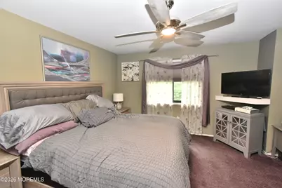 261 Clubhouse Drive, Middletown, NJ 07748 - Photo 7