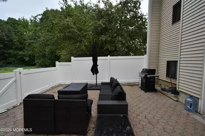 261 Clubhouse Drive, Middletown, NJ 07748 - Photo 15