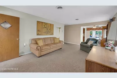 40 Constitution Boulevard, Whiting, NJ 08759 - Photo 9