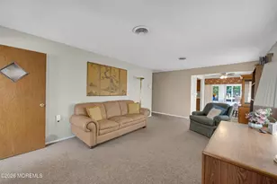 40 Constitution Blvd, Whiting, NJ 08759 - Photo 9