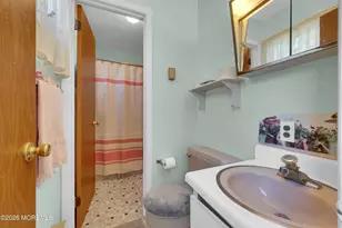 40 Constitution Blvd, Whiting, NJ 08759 - Photo 17