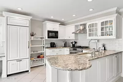 5 Pirates Cove Road, Little Silver, NJ 07739 - Photo 9
