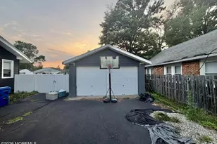 105 Hudson Ave, North Middletown, NJ 07748 - Photo 15