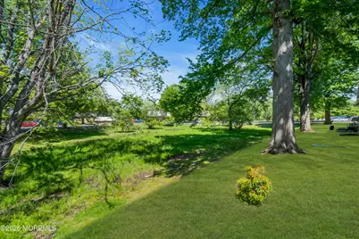 96 White Street #D, Eatontown, NJ 07724 - Photo 29