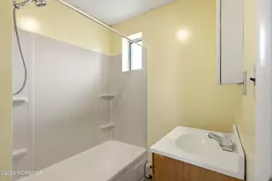 275 Laurence Pkwy, South Amboy, NJ 08879 - Photo 19