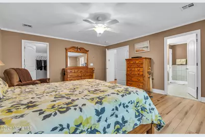 592 Pirate Lane, Manahawkin, NJ 08050 - Photo 39