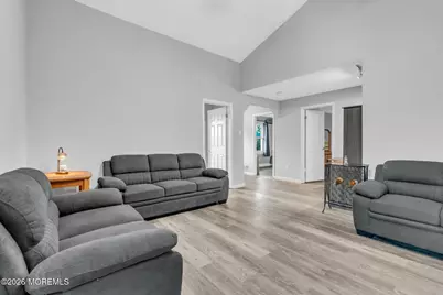 12 Raritan Avenue, Leonardo, NJ 07737 - Photo 11