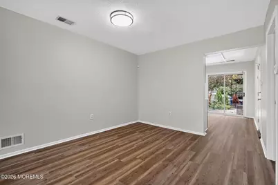 72 Sassafras Court, North Brunswick Township, NJ 08902 - Photo 5