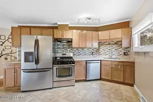 49 Wildgeese Cir, Browns Mills, NJ 08015 - Photo 13
