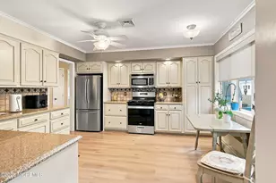 1140 Harding Pl, Point Pleasant, NJ 08742 - Photo 9