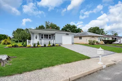 246 Charlotteville Drive N, Toms River Township, NJ 08757 - Photo 5
