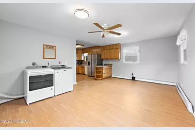 18 Van Brunt Place, North Middletown, NJ 07748 - Photo 7