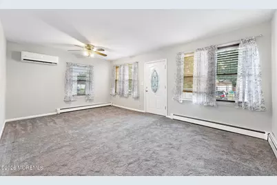 18 Van Brunt Place, North Middletown, NJ 07748 - Photo 11