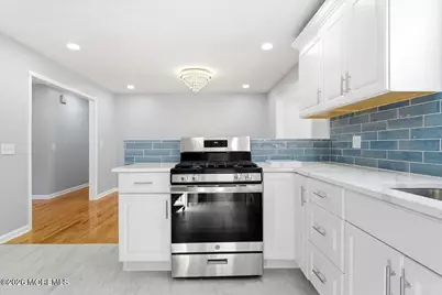 629 W Commodore Boulevard, Jackson, NJ 08527 - Photo 13
