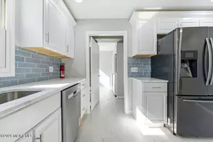 629 W Commodore Blvd, Jackson, NJ 08527 - Photo 27