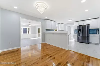 629 W Commodore Boulevard, Jackson, NJ 08527 - Photo 9