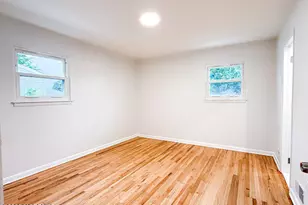 8 Forsgate Dr, Freehold, NJ 07728 - Photo 9