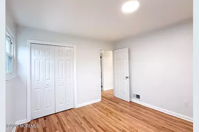 8 Forsgate Drive, Freehold, NJ 07728 - Photo 17