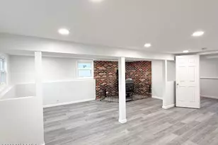 8 Forsgate Dr, Freehold, NJ 07728 - Photo 19