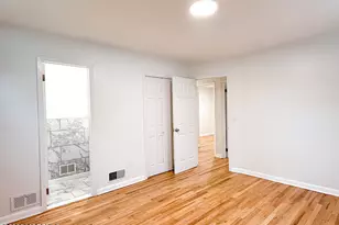 8 Forsgate Dr, Freehold, NJ 07728 - Photo 7