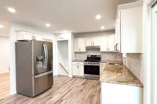 8 Forsgate Dr, Freehold, NJ 07728 - Photo 3
