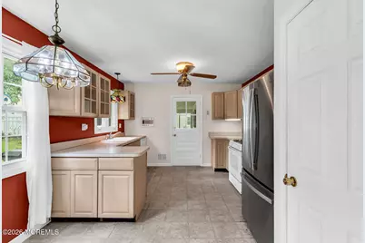 325 Tuscaloosa Lane, Brick, NJ 08724 - Photo 9