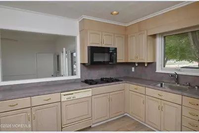 2421 Moore Avenue, Point Pleasant, NJ 08742 - Photo 9