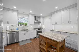 24 Magnolia Dr, Spring Lake, NJ 07762 - Photo 9