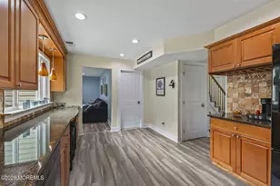 55 Hedgewood Rd, Howell Township, NJ 07731 - Photo 19