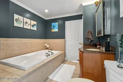 613 Randall Way, Aberdeen Township, NJ 07747 - Photo 21