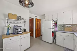 17 Stokes St, Freehold, NJ 07728 - Photo 15