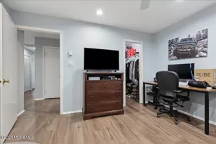 173 Amberly Dr, Manalapan Township, NJ 07726 - Photo 37