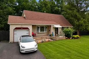 33 Heather Dr, Manalapan Township, NJ 07726 - Photo 1