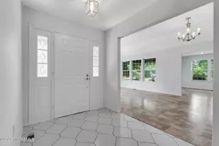 6 Rutherford Hayes Dr, Monroe Township, NJ 08831 - Photo 7
