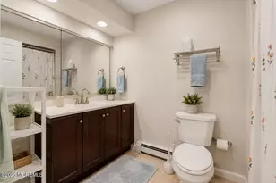125 Amberly Dr, Manalapan Township, NJ 07726 - Photo 17