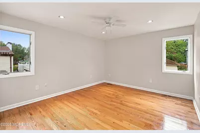 897 Brookside Avenue, Keyport, NJ 07735 - Photo 17
