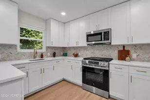 14 Honeyman Dr, Roxbury Township, NJ 07876 - Photo 21